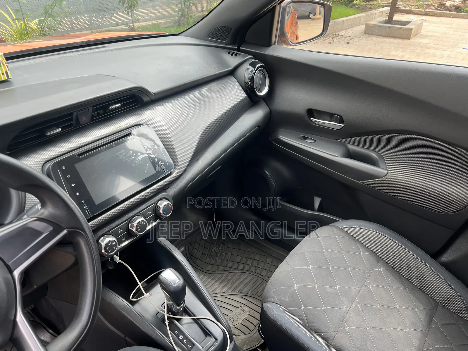 Nissan Kicks S 2018 Orange