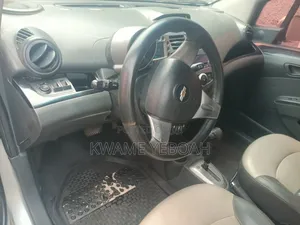 Chevrolet Spark LT 2012 Silver