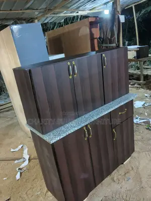 Four Feet Kitchen Cabinets (Slide) >