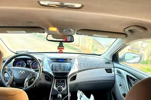 Hyundai Elantra 2013 Silver