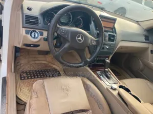 Mercedes-Benz C300 2009 White
