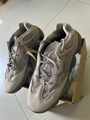 Adidas Yeezy Boost 500
