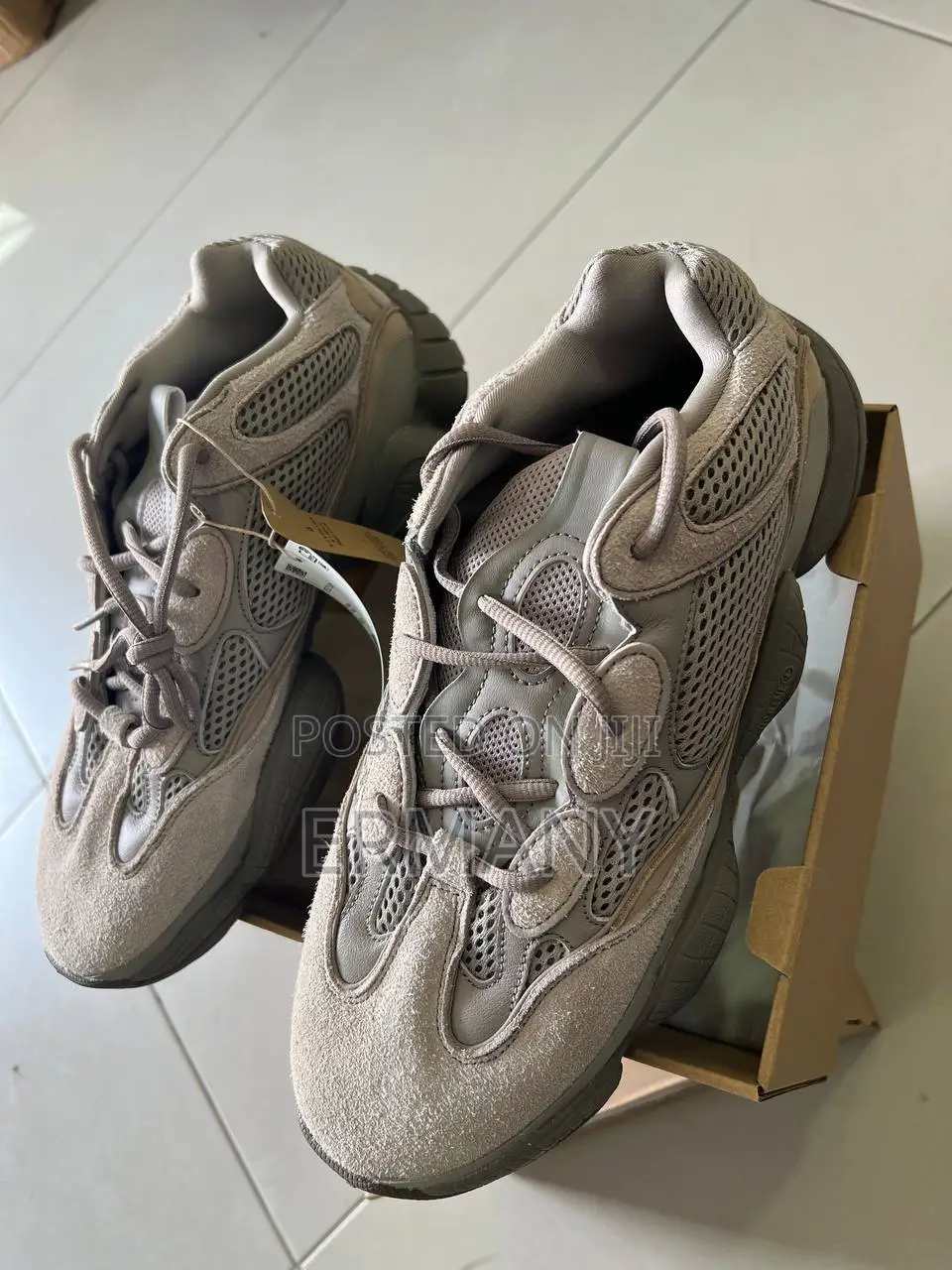 Adidas Yeezy Boost 500