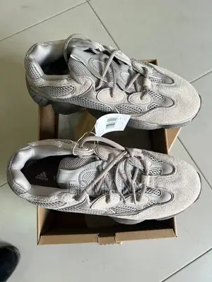 Adidas Yeezy Boost 500