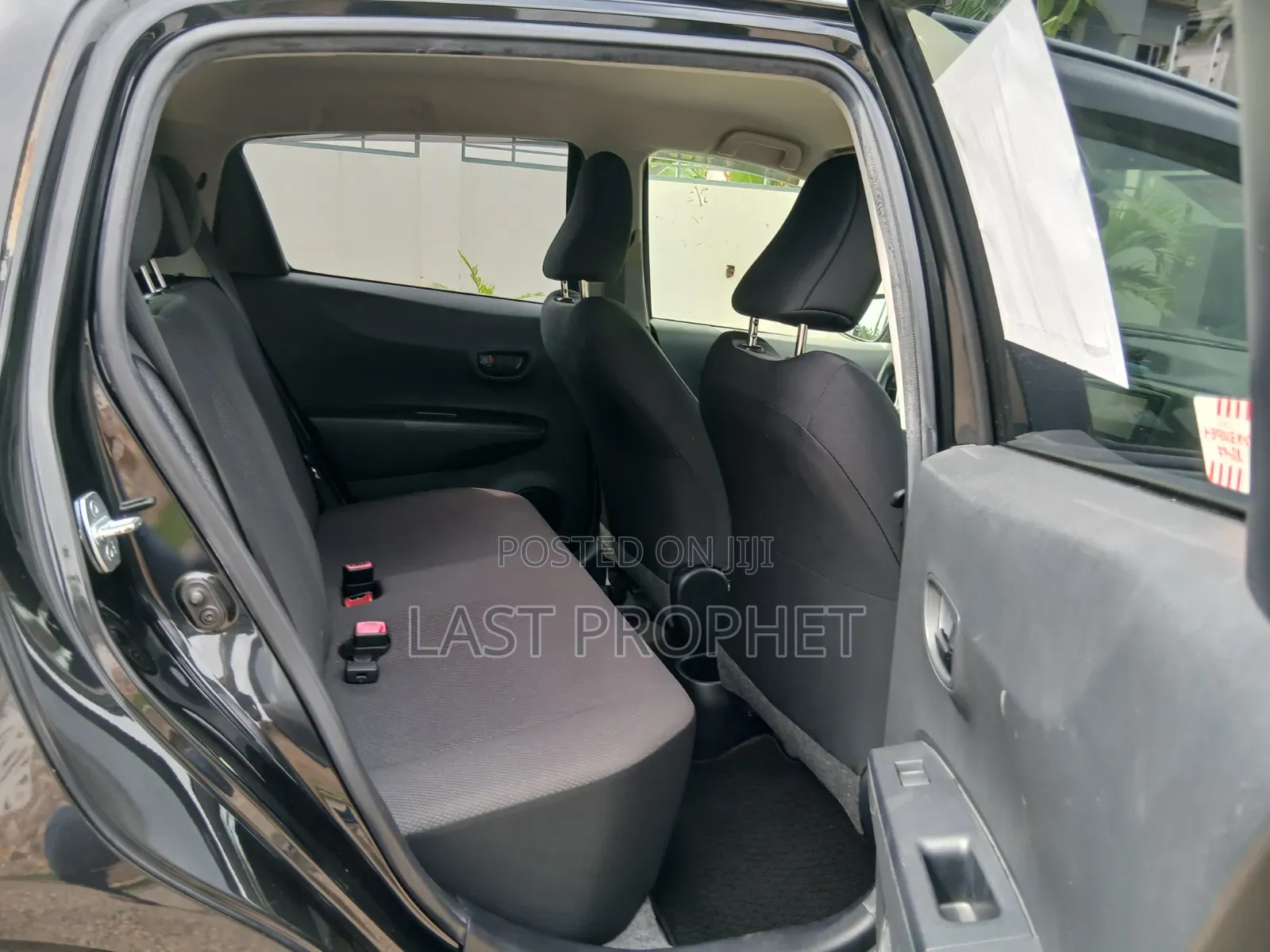 Toyota Vitz 2014 Black