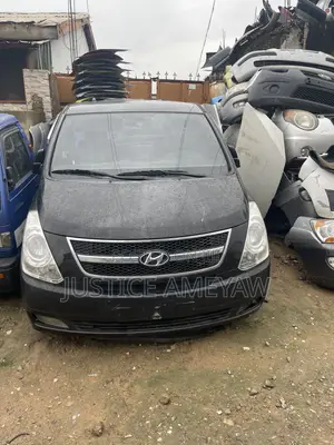 Hyundai Starex ( H1 )