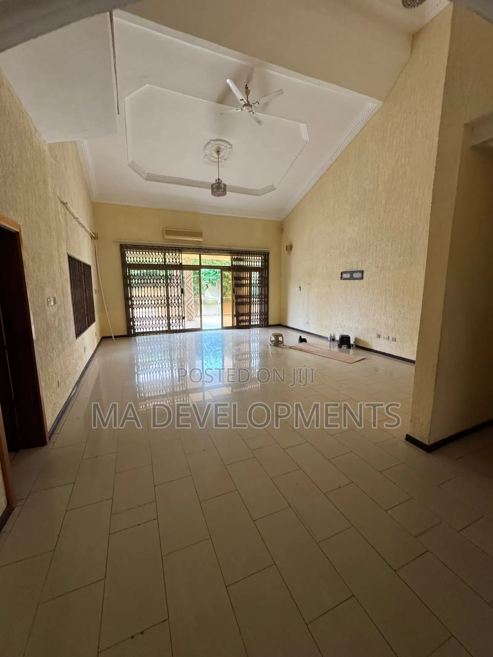 7bdrm House in Madev Realty, Achimota for rent