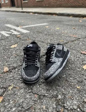 Original Nike SB Black Cement