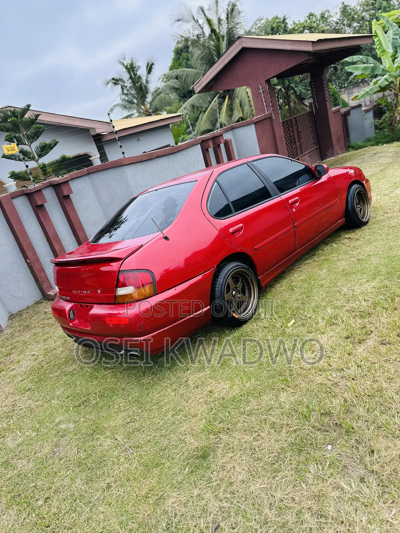 Nissan Altima Automatic 2001 Red