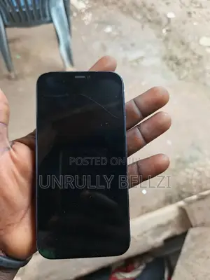 Apple iPhone 12 64 GB Black