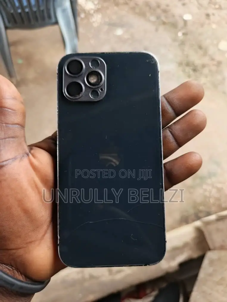 Apple iPhone 12 64 GB Black