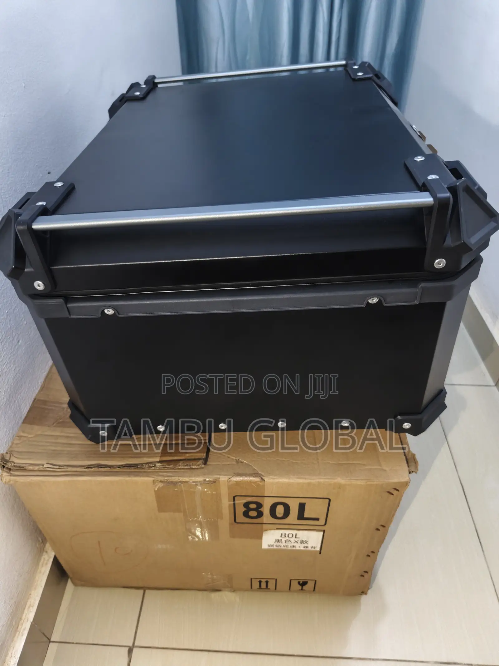 Brand New 80L Heavy Duty Aluminum Motorcycle Delivery Box With a Lock