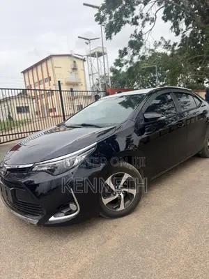 Toyota Corolla 2017 Black