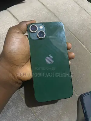 Apple iPhone 13 128 GB Green