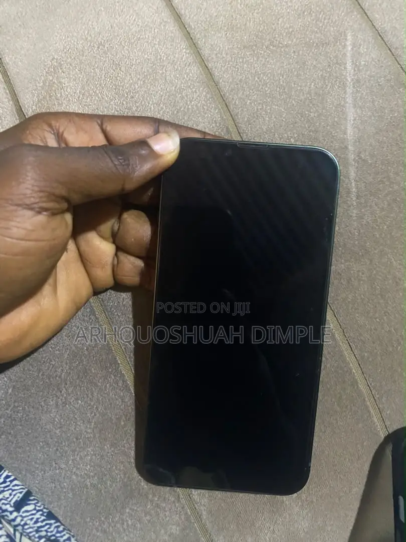Apple iPhone 13 128 GB Green