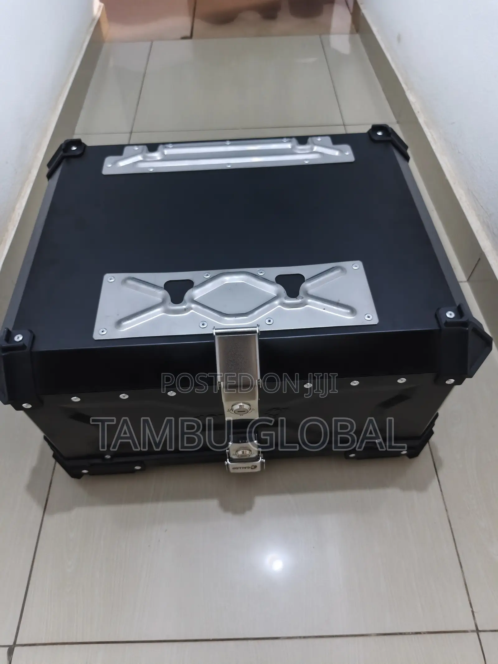 Brand New 80L Heavy Duty Aluminum Motorcycle Delivery Box With a Lock