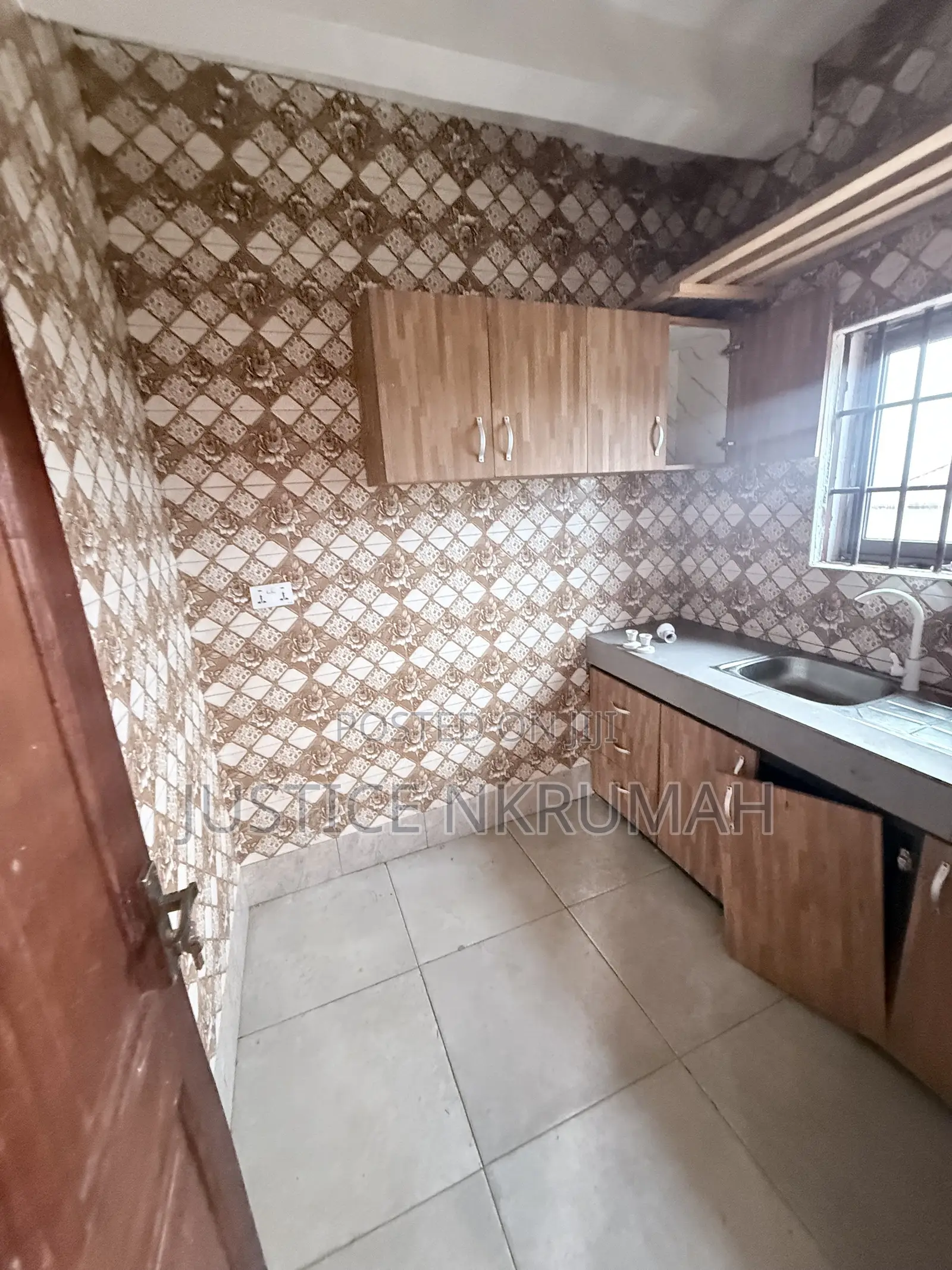 1bdrm Apartment in Old Barrier for rent