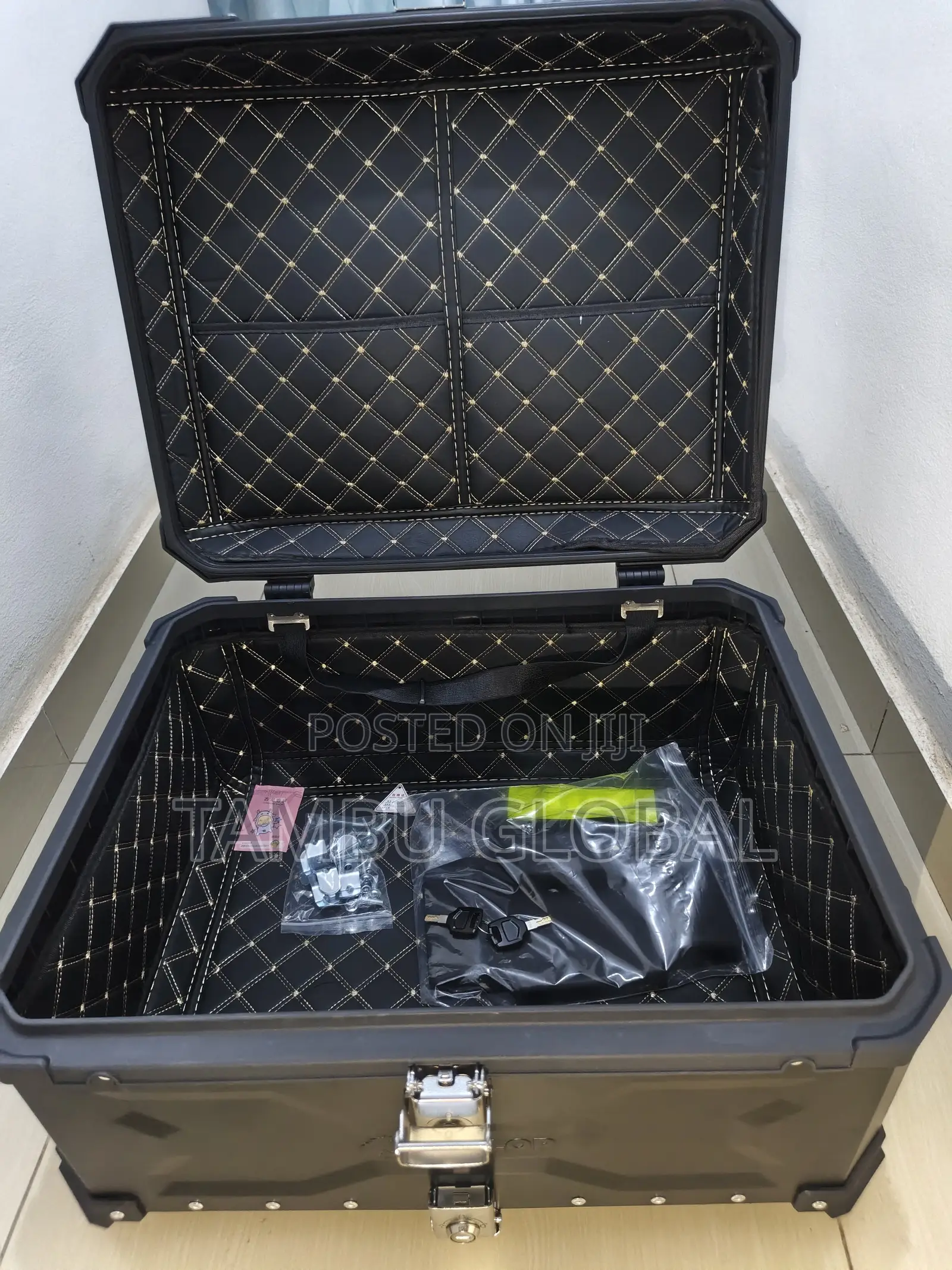 Brand New 80L Heavy Duty Aluminum Motorcycle Delivery Box With a Lock