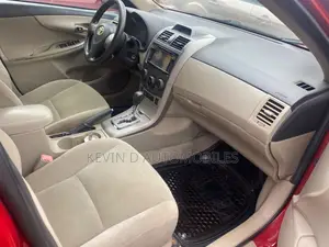 Toyota Corolla LE 4dr Sedan (1.8L 4cyl 4A) 2013 Red