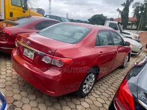 Toyota Corolla LE 4dr Sedan (1.8L 4cyl 4A) 2013 Red