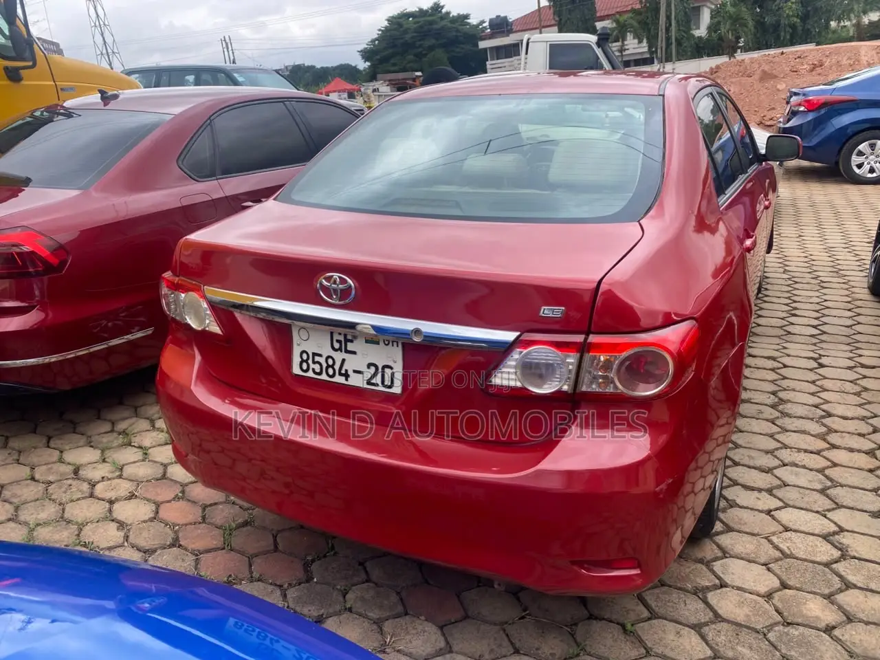 Toyota Corolla LE 4dr Sedan (1.8L 4cyl 4A) 2013 Red