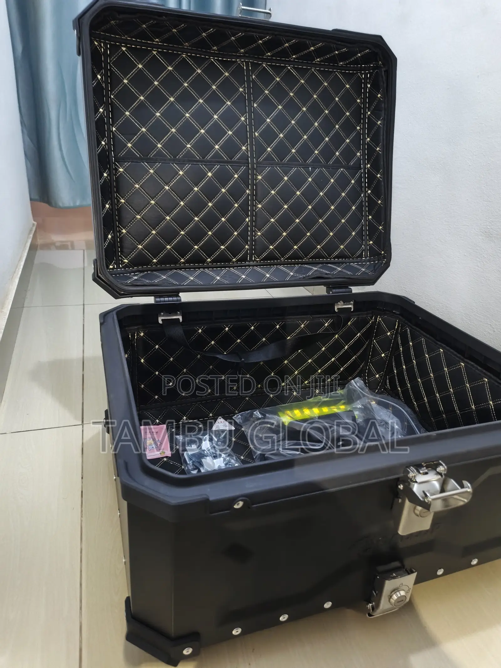 Brand New 80L Heavy Duty Aluminum Motorcycle Delivery Box With a Lock