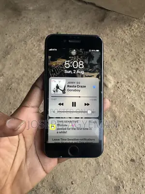 Apple iPhone 7 32 GB Black