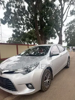Toyota Corolla 2016 Silver