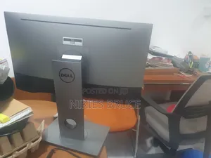 Dell Monitor 
Dell P- Series 27" 2560 X 1440 Pixels