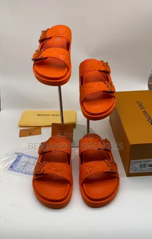 Louis Vuitton Slippers