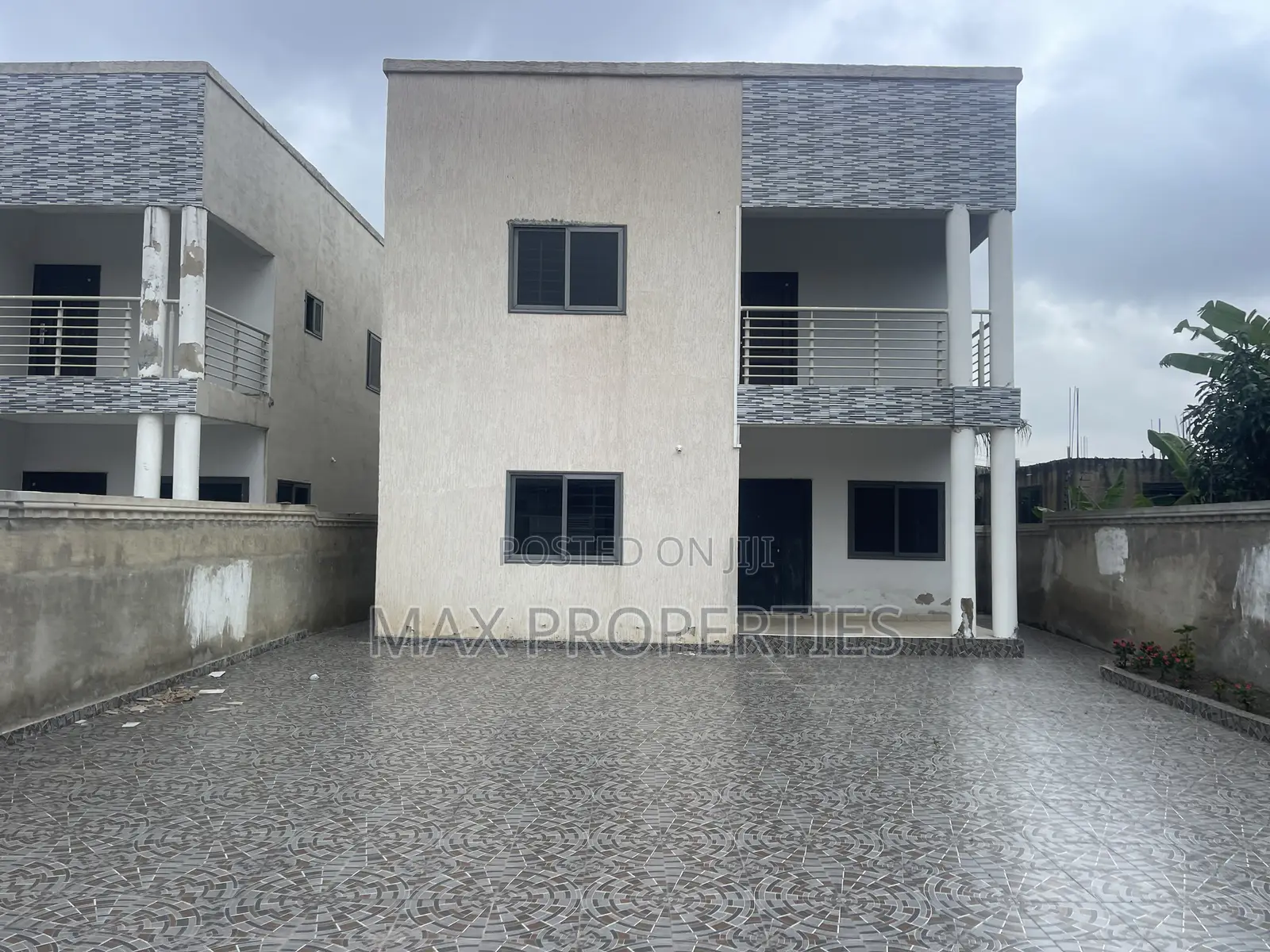 5bdrm House in Haatso for sale