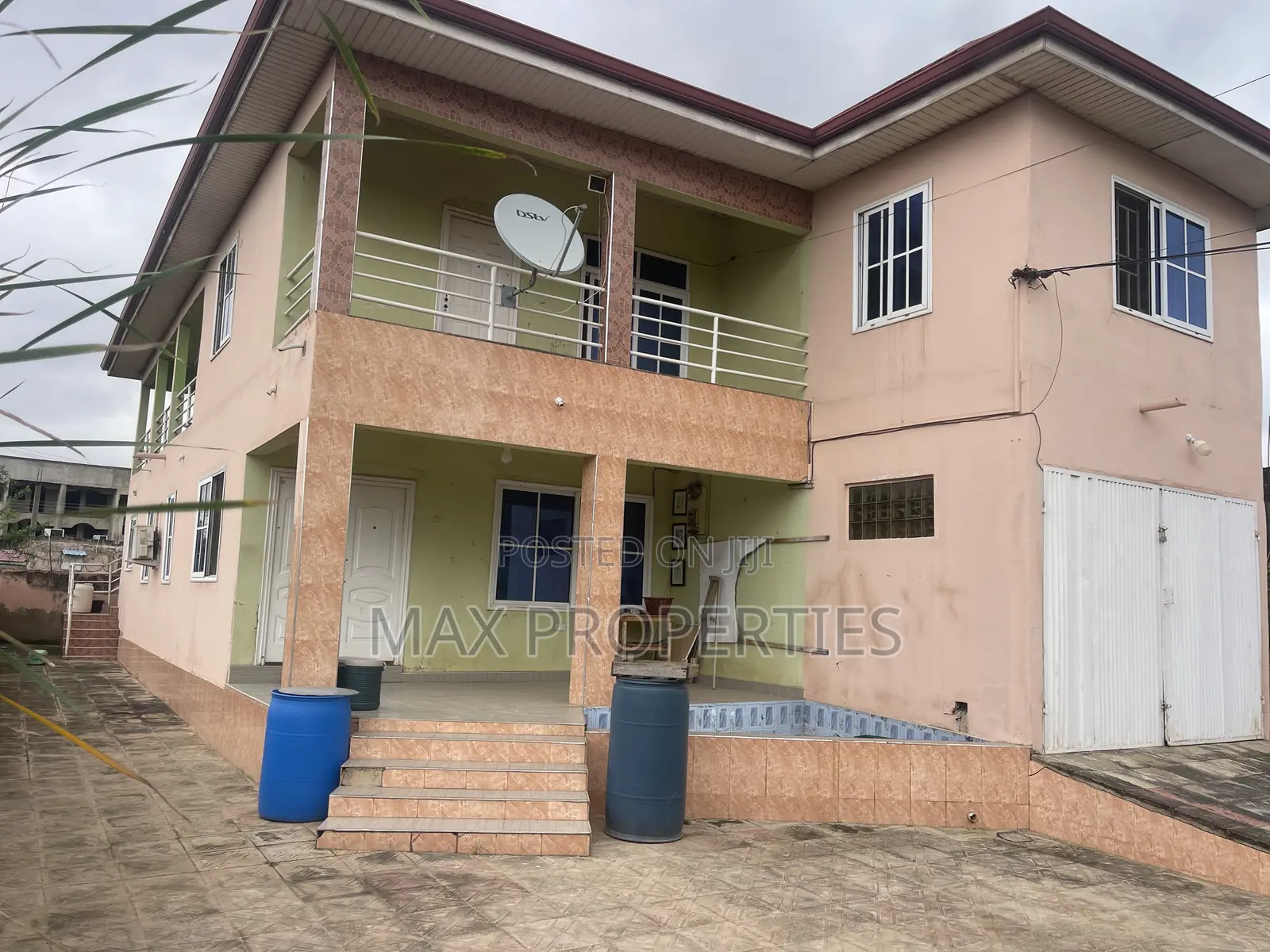 5bdrm House in Dome for sale