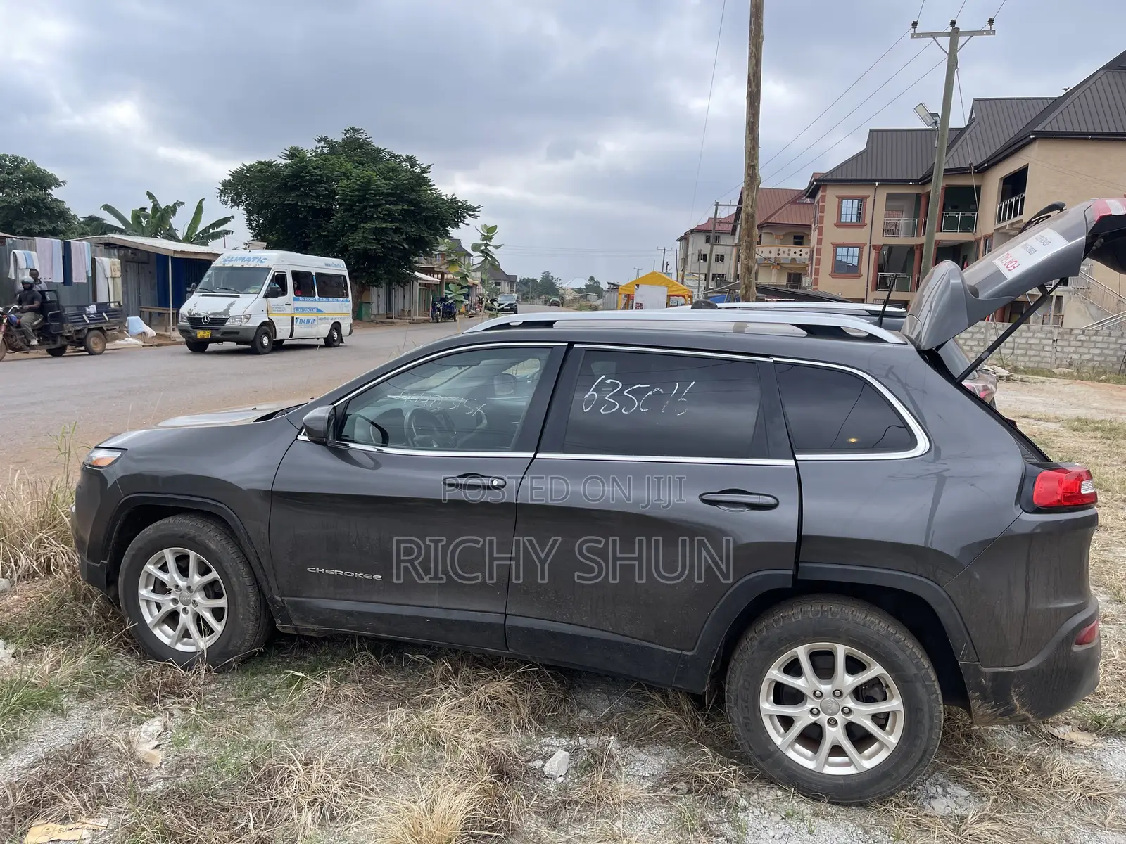 Jeep Cherokee 2019 Black
