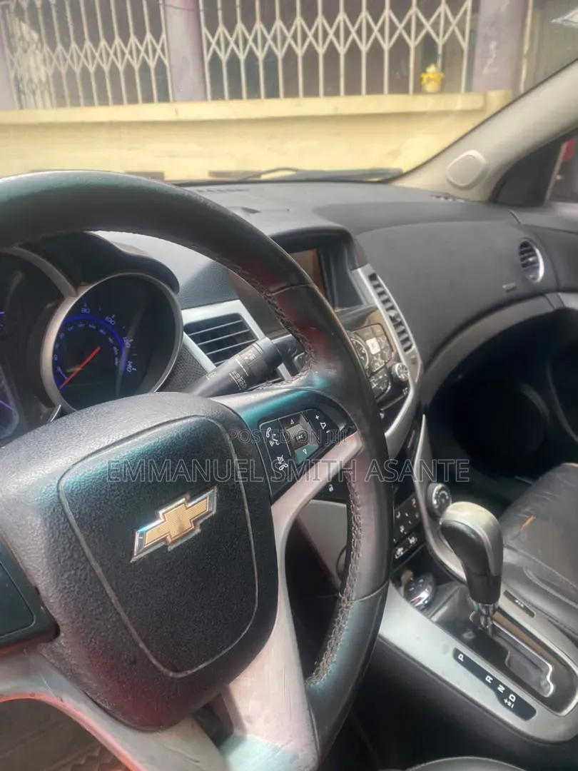 Chevrolet Cruze 2013 Red