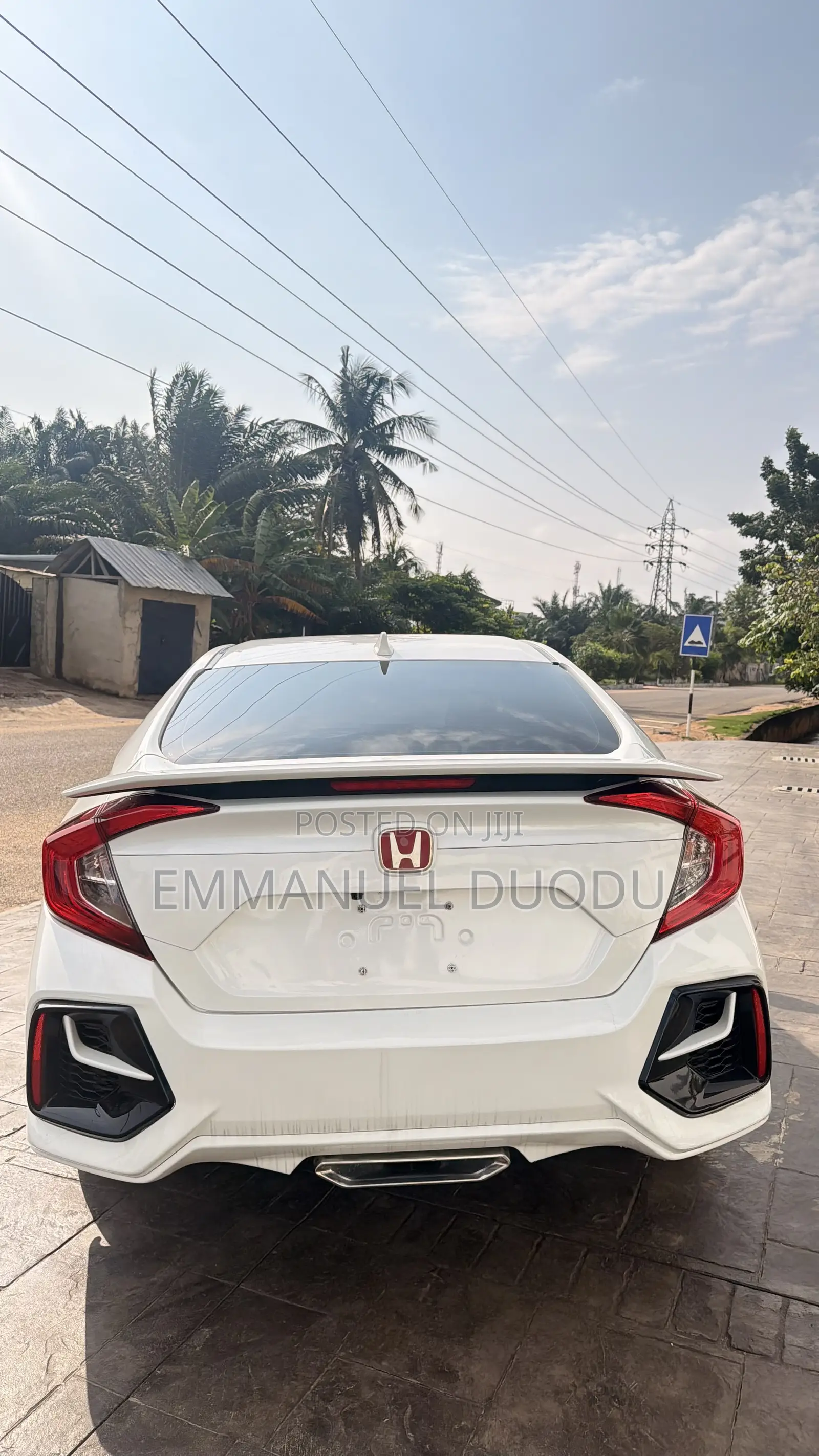 Honda Civic Touring Sedan 2018 White