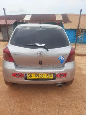 Toyota Yaris 2009 Silver