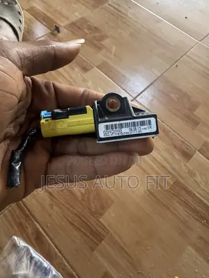 Honda Civic 2012-2016 Airbag Impact/Crash Sensor SRS (77970-Tr0-A11)