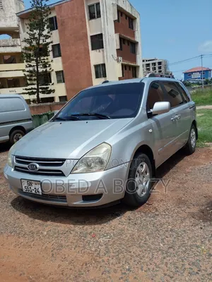 Kia Sedona 2024 Silver