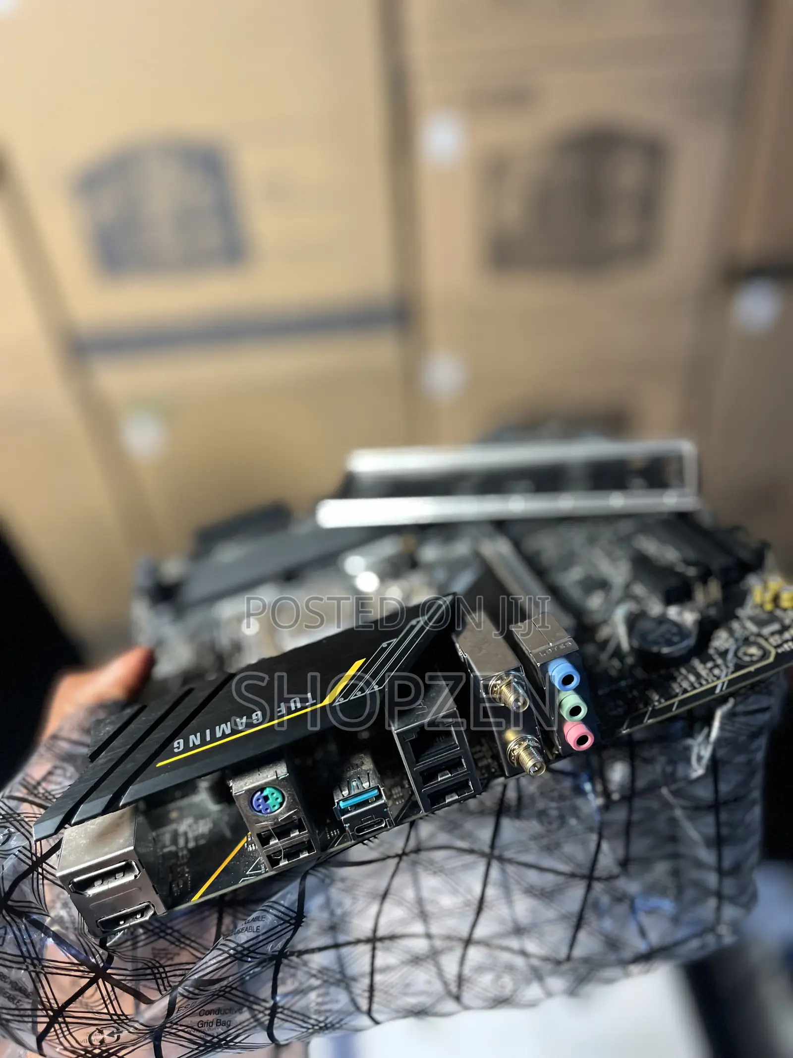 I5 10400f + ASUS Tuf B560m-E WiFi
