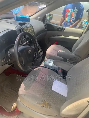 Kia Sedona 2024 Silver