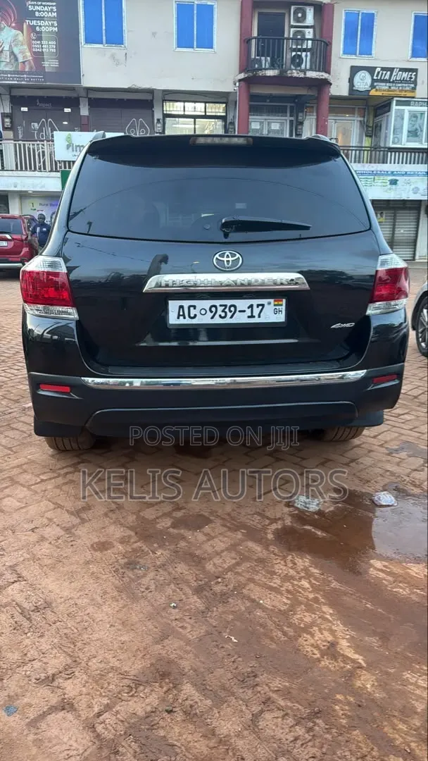 Toyota Highlander 2012 Black