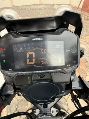 Suzuki V-Strom 2020 Red