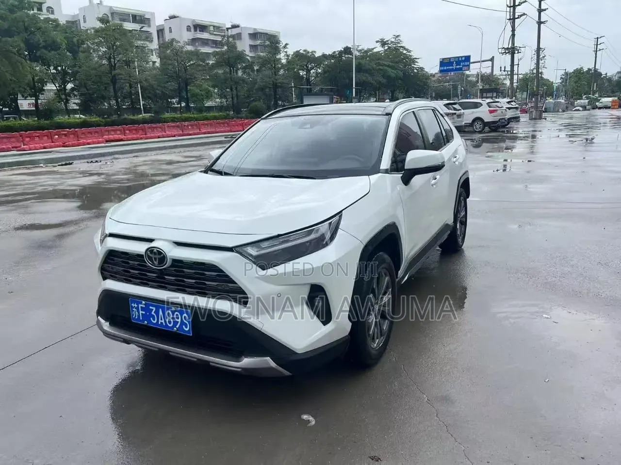 Toyota RAV4 2023 White