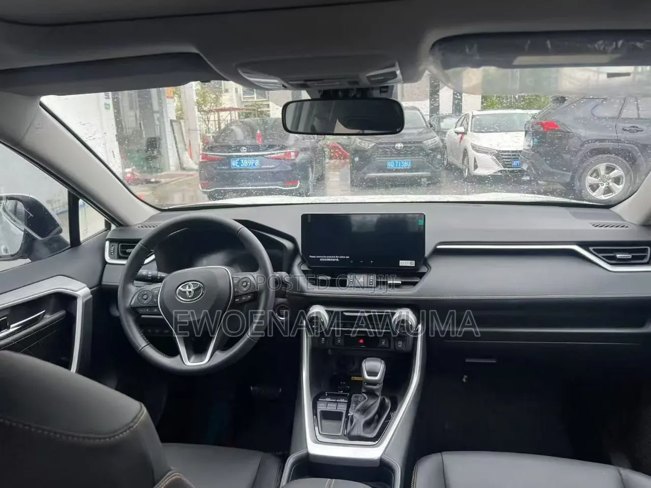 Toyota RAV4 2023 White