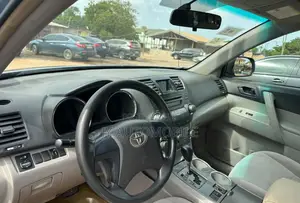 Toyota Highlander 2011 Blue