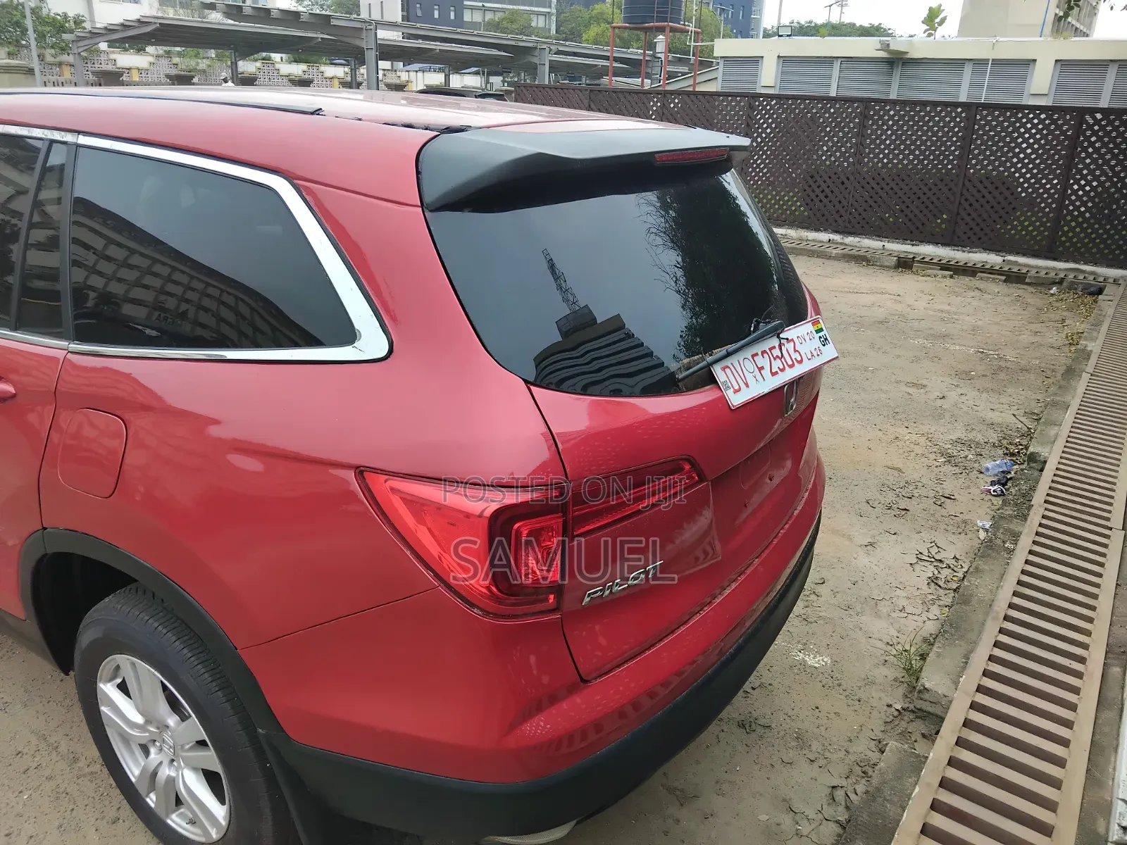 Honda Pilot EX-L 8 Passenger 2WD 2023 Red