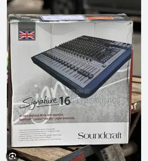 Soundcraft Signature 16 Mixer