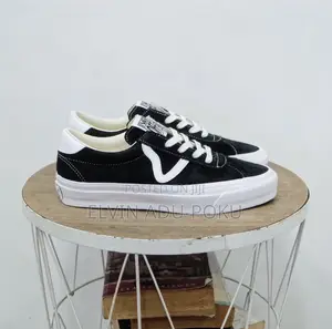 Vans Vault Authentic | Contrast Suede Trainers