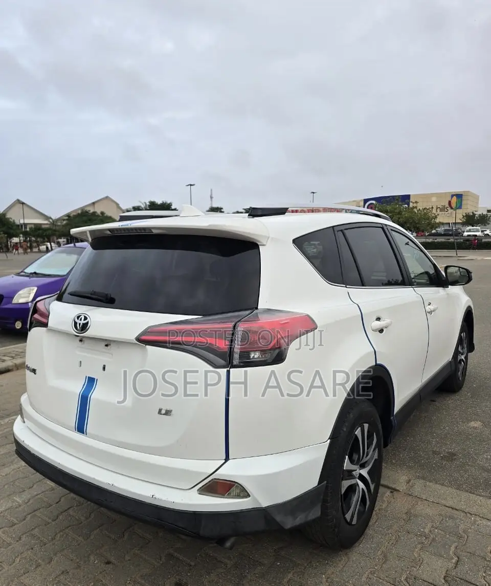 Toyota RAV4 2018 White