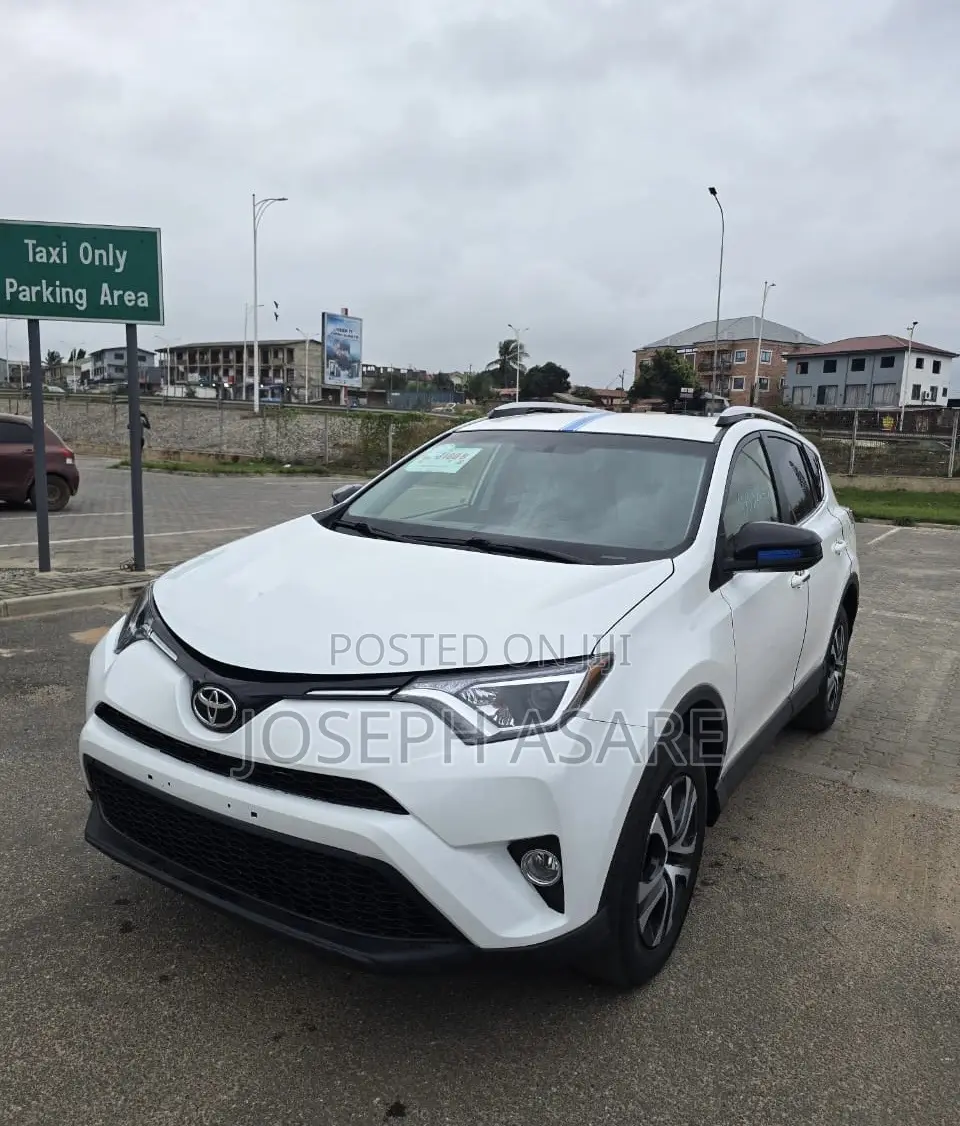 Toyota RAV4 2018 White